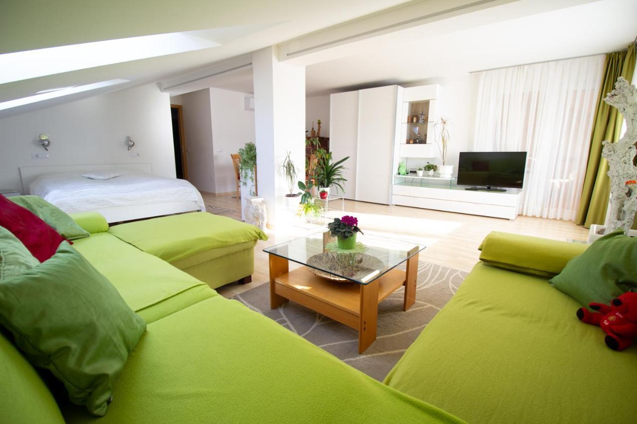 Garden Apartments Jansa Radovljica Esterno foto