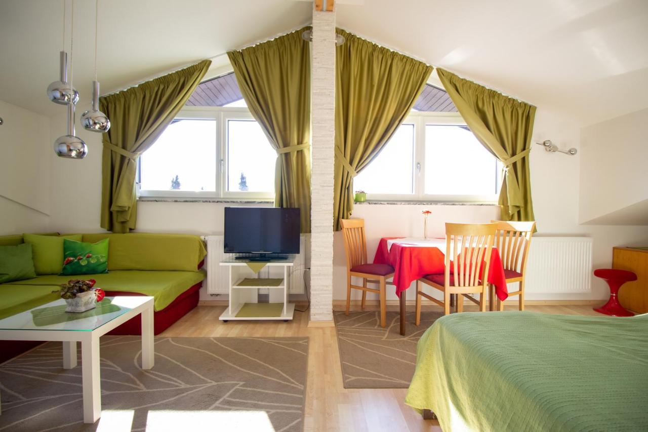 Garden Apartments Jansa Radovljica Camera foto